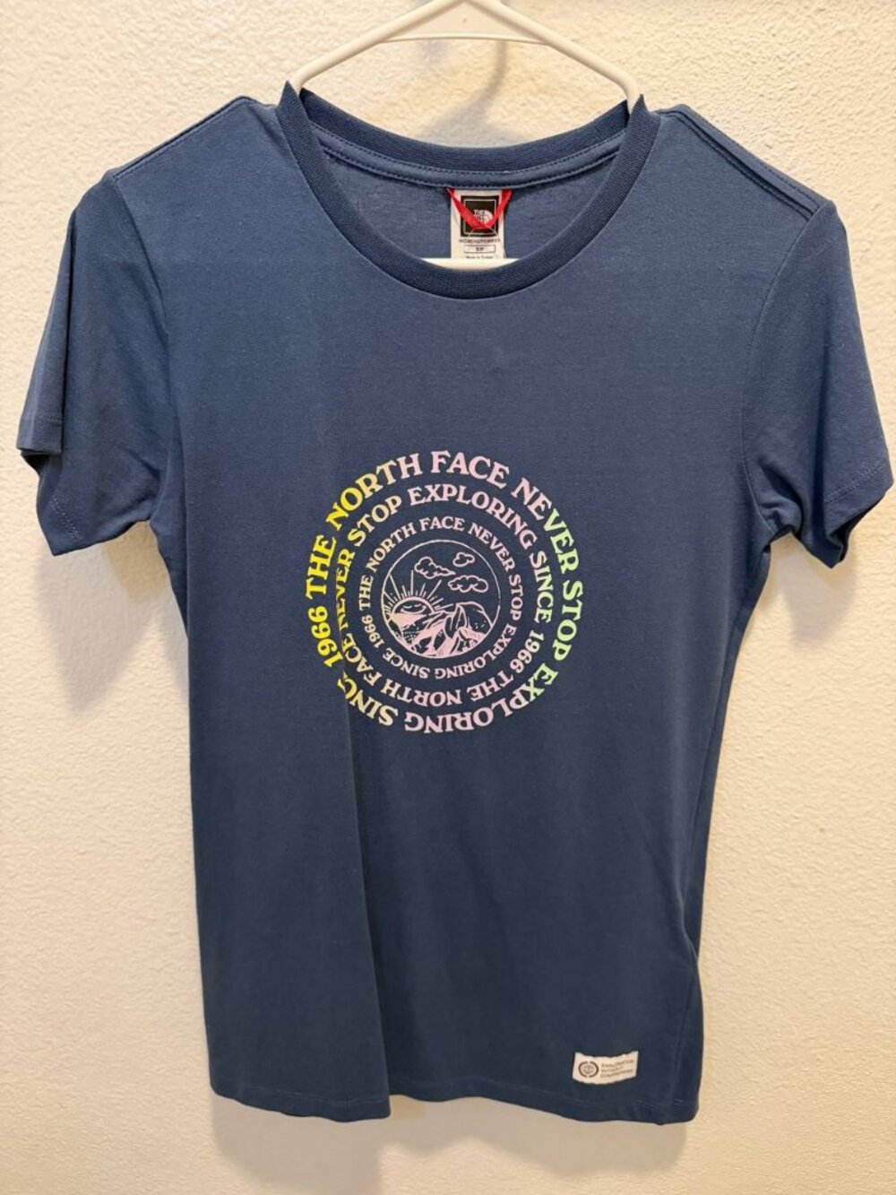 NWT The North Face Shady Blue Re-Grind Graphic Short Sleeve T-Shirt Size S